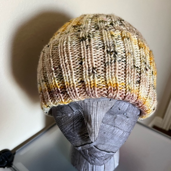 Hand Knit Wool Hat - Picture 3 of 3